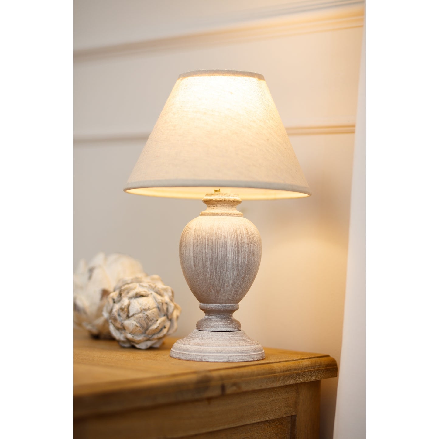 Urn Table Lamp With Linen Shade